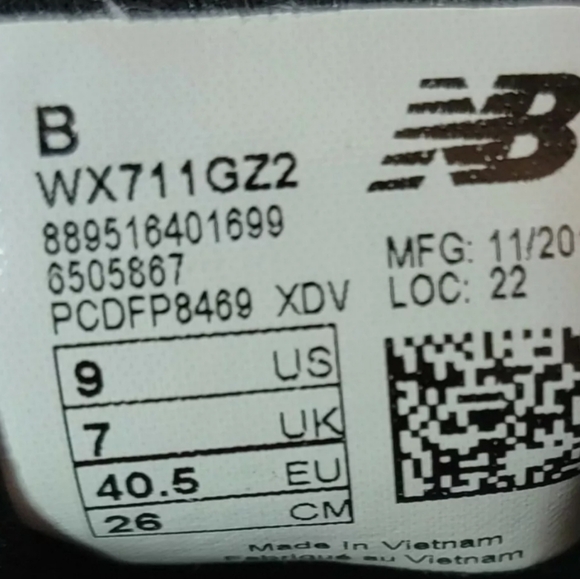 New Balance 711 WX711GZ2 Athletic Shoes Women’s Size 9 (B) Black White - Picture 2 of 10